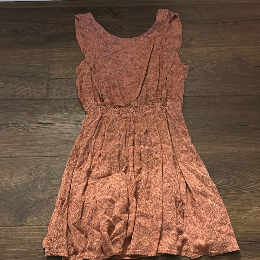 Women’s dress